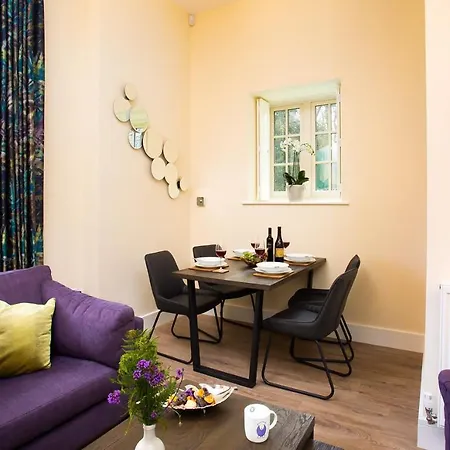 Larna Place * Ambleside