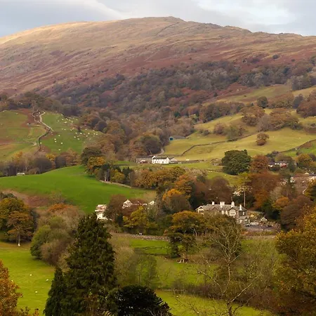 Larna Place * Ambleside