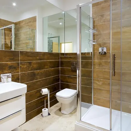 Larna Place Ambleside